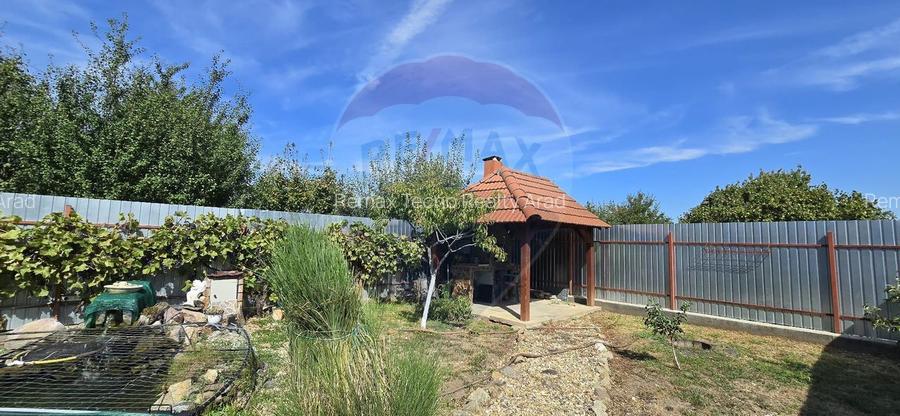 Casă cu etaj deosebită în Chișineu-Criș – un cămin creat cu suflet - 27