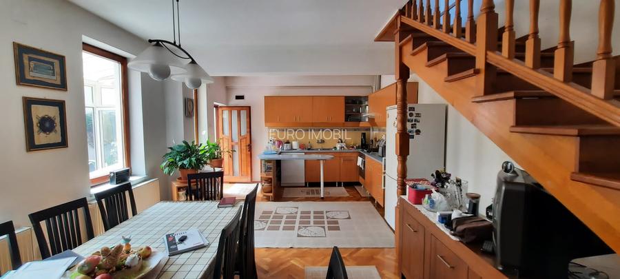 De vanzare casa cu 7 camere, Targu Mures, Zona Centrala - 11