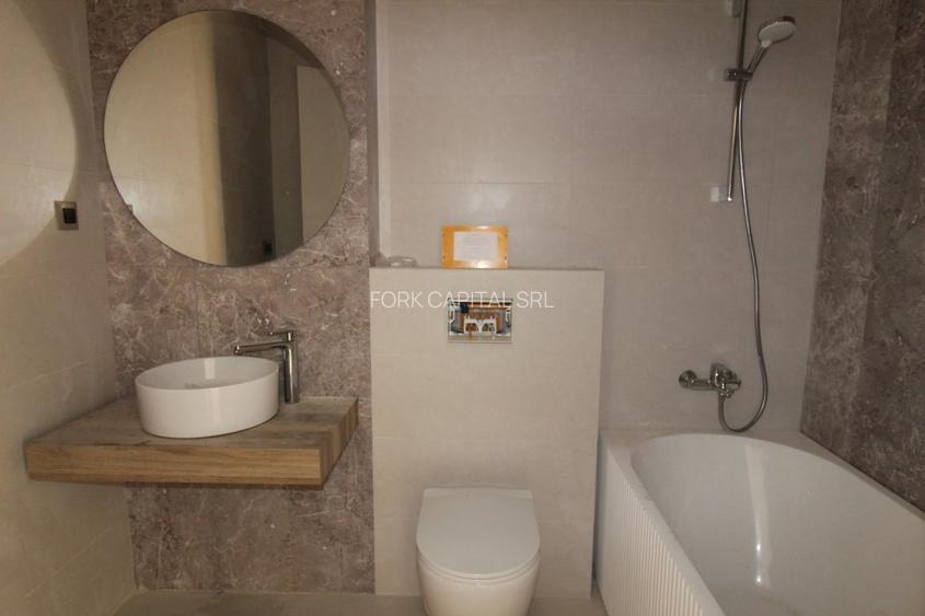 Cambridge School, 4 camere 3 bai 2 terase mari 2 locuri de parcare. Erou Iancu N - 12