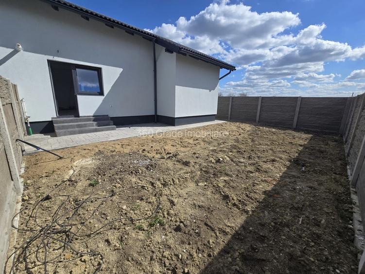 Duplex pe parter 112.000 Euro - 15