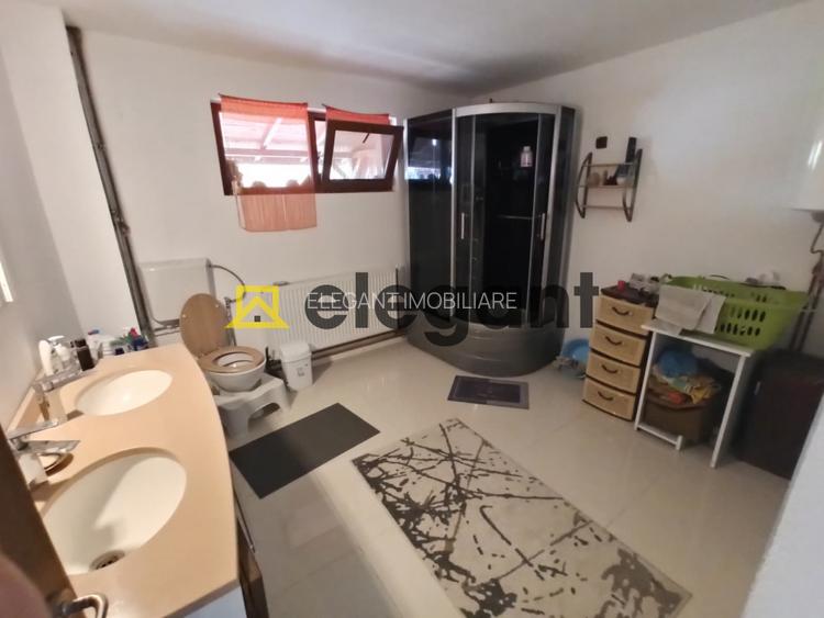 Casa cu spatiu comercial la strada principala, 216 mp utili, Izvor - 12