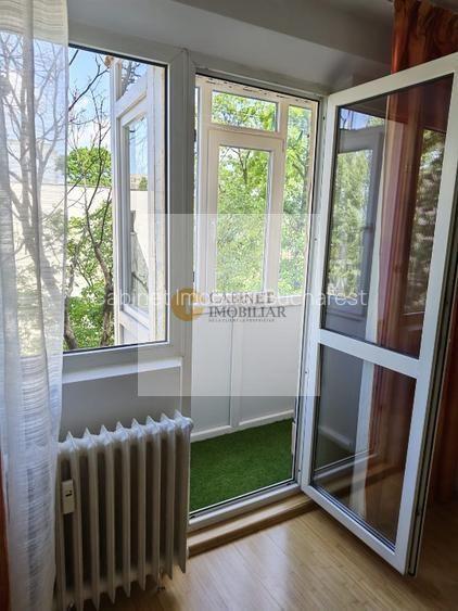 2 camere | 3/10 | Decomandat | Râul Doamnei – loc parcare ADP - 11