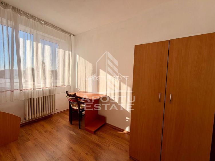 Apartament cu 3 camere, centrala proprie, zona Complex Studentesc - 6