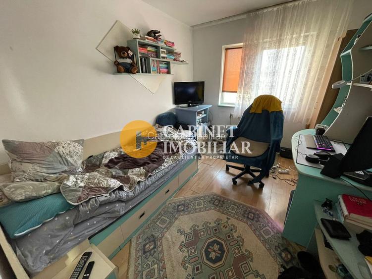 Nicolina 2 Clopotari - 3 camere decomandat - ETAJ 2/4 - 76mp - CT - 4