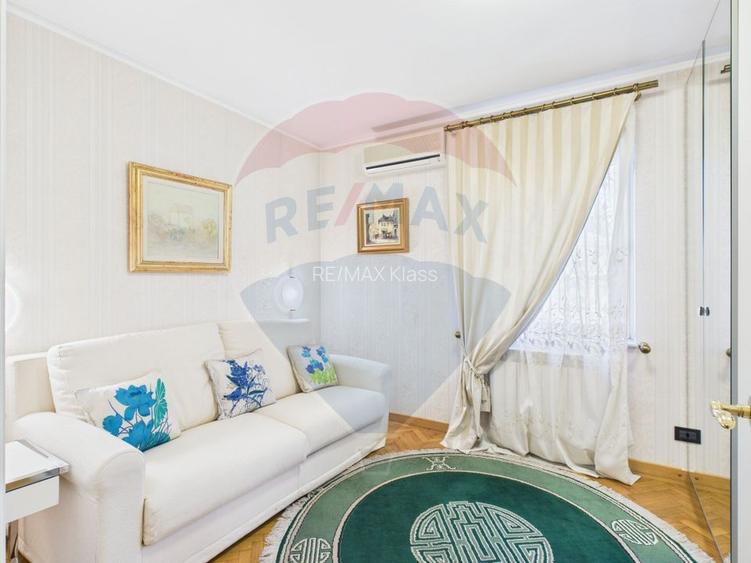 Vila spectaculoasa in Balotesti, curte 5000 mp si piscina interioara - 18