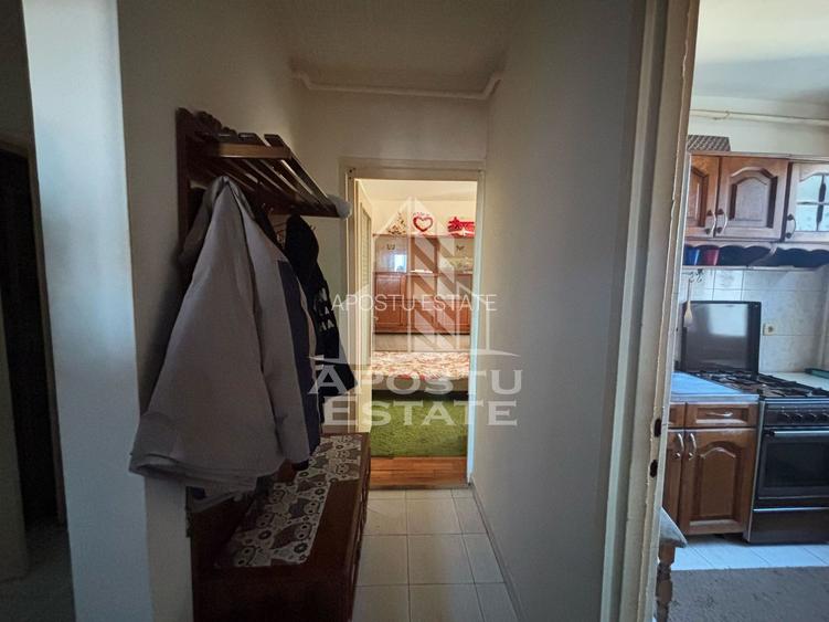 Apartament decomandat cu 3 camere, zona Dambovita - 7