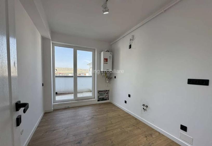 Apartament de 2 camere, Decomandat, 52 mp, Zona Terra. - 6