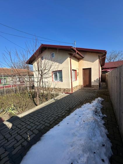 Casă de vânzare individuală  - 5