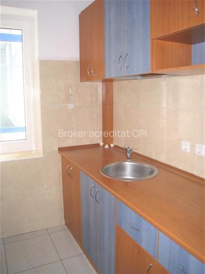 INCHIRIERE SPATIU BIROURI 109 mp zona DOMENII ION MIHALACHE  1 MAI SECTOR 1 - 5