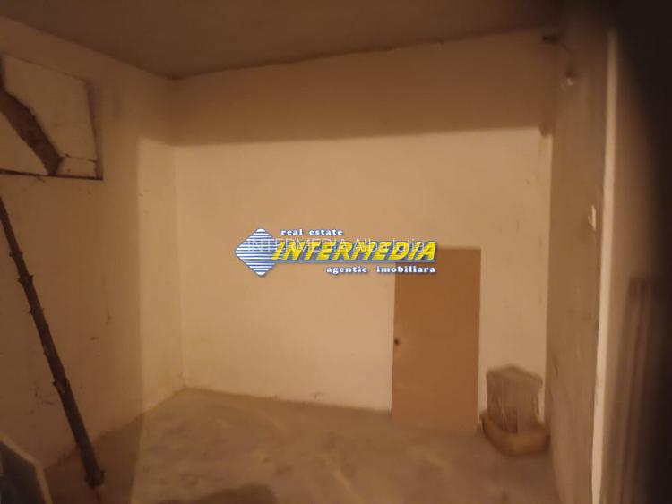 Vanzare BOXA 20 mp Cetate Arnsberg  ideal pentru locuit birou spatiu sau cabinet - 8