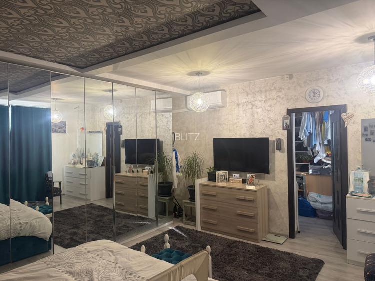 CASA DEOSEBITSA MOBILATA in stil italian ,zona podul VIORELE , teren 280 mp - 17