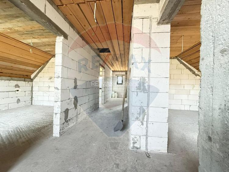 Casă  cu 7 camere de vânzare Preutești jud Suceava - 7