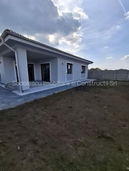 Locuinta individuala cu garaj- in stil mediteranean - 4