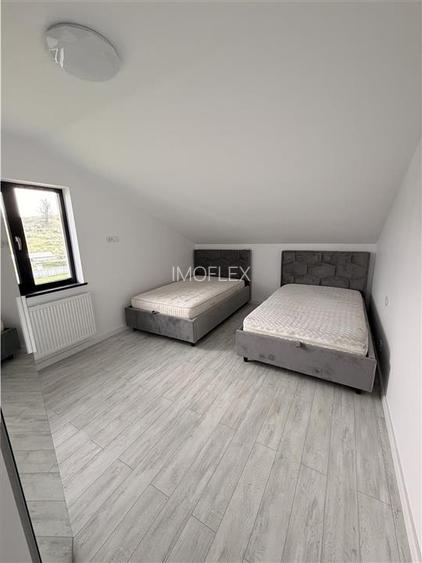 Apartament de vanzare - La Stejari - mobilat partial - 3