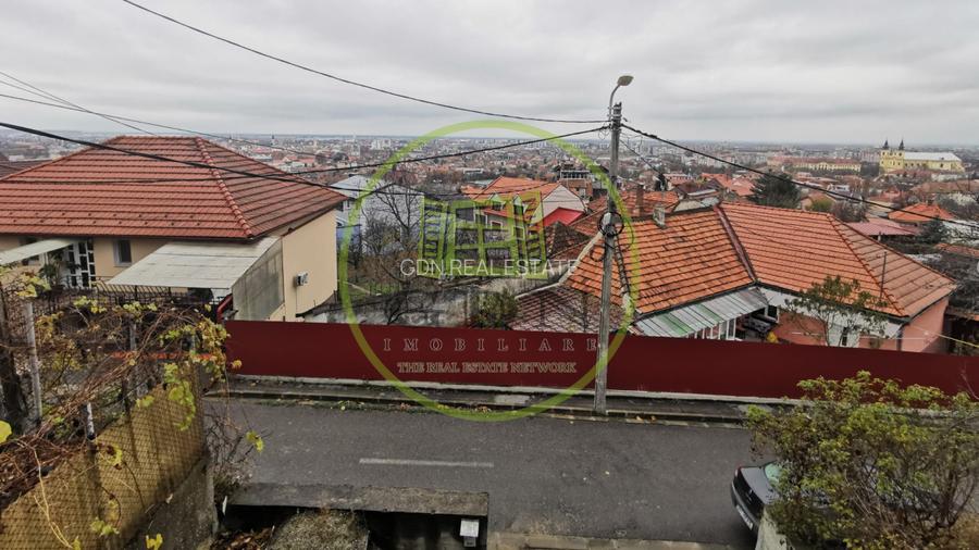 Casă cu doua apartamente tip Duplex cu panorama unica - 2