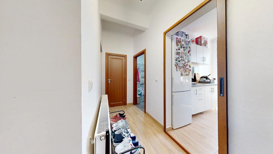 Apartament decomandat langa liceul de informatica,vanzare sau schimb