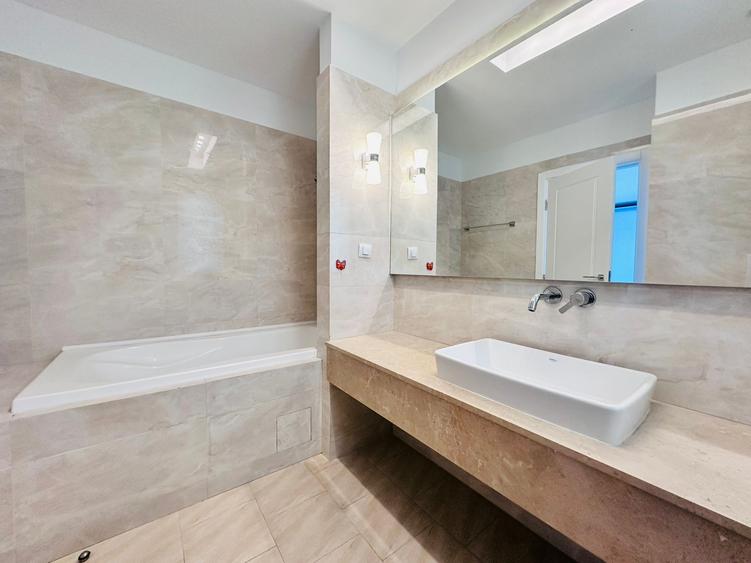 OXFORD GARDENS - inchiriere 4 dormitoare || gradina || langa AISB