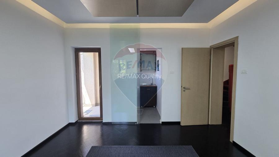 Spațiu de birouri cu 3 camere modern in zona Decebal - 2