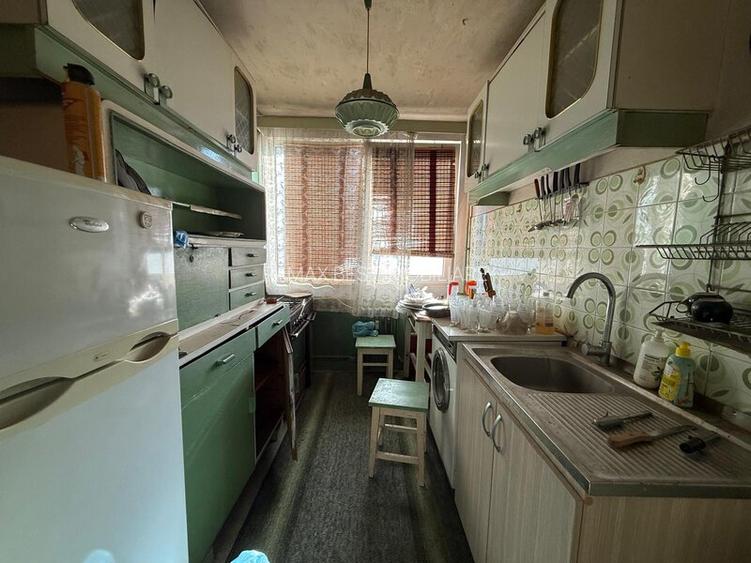 Baba Novac, Campia Libertatii, chiar la coltul parcului IOR, 2 bai - 7