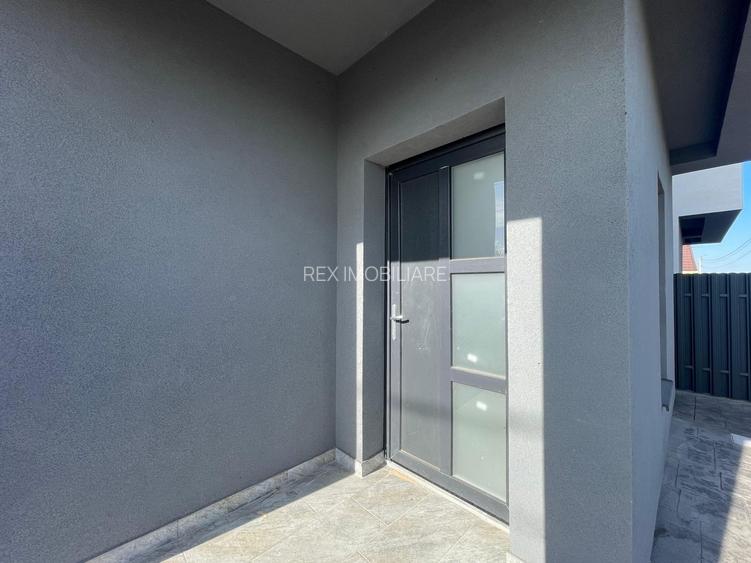 Duplex modern despartit prin baie - Mosnita Noua - 12