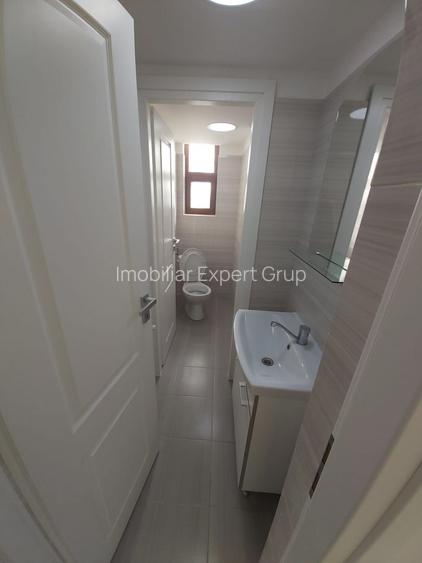 Unirii, sp com  suprafata 200 mp - 2