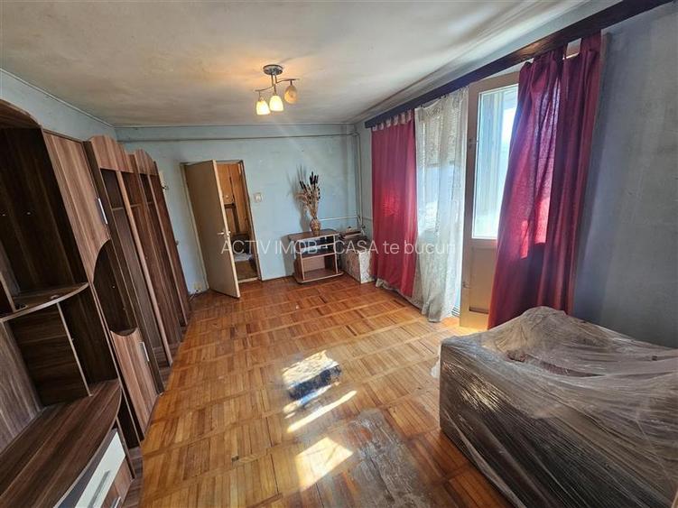 Resita, 2 Cam. Mobilat+Utilat, Micro 3 - 12