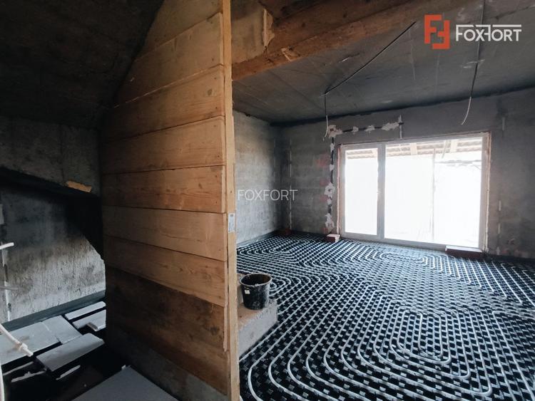 Duplex 4 camere si teren de 300 mp - zona Mosnita Veche  - 3