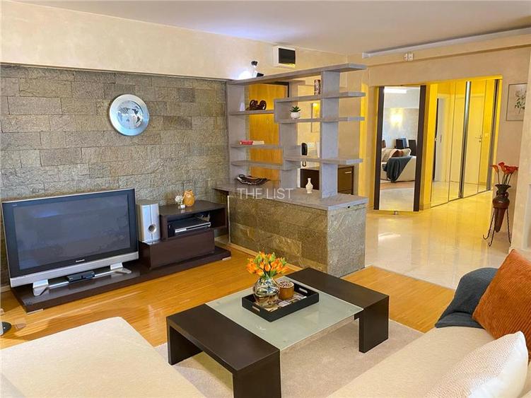 De Inchiriat Apartament 3 Camere 90 mp |  Bd Unirii - 3