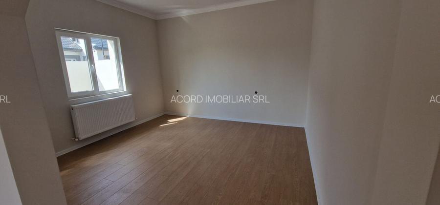 Casa situata in Lumina zona baza sportiva - 4