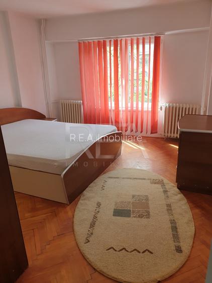 4 Camere Et.1/8 An 1997 Zona Unirii - Piata Sf. Vineri - 5