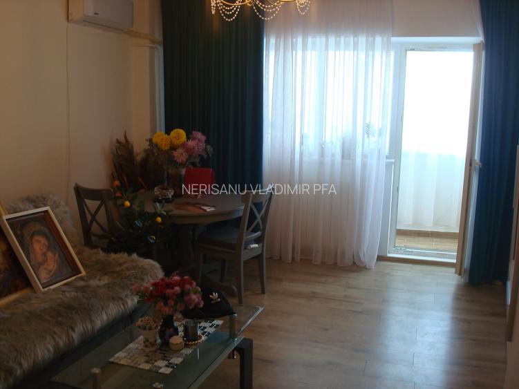 Apartament renovat, mobilat elegant penthhouse Calea Mosilor Metrou Bucur Obor - 4