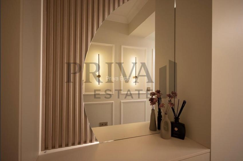 Apartament de lux, 2 camere, complet mobilat, parcare. Torontalului - 14