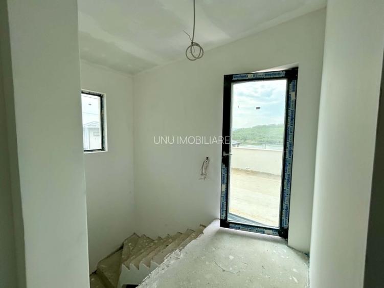 VILA P+1 cu ÎNCĂLZIRE ÎN PARDOSEALĂ + VEDERE PANORAMICĂ LAC EZĂRENI | Valea Adâncă, 200.000 EURO - 18
