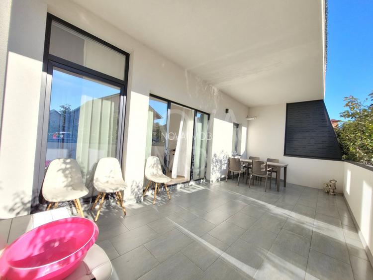 Apartament de vanzare, 3 camere cu gradina + 2 locuri de parcare -Selimbar - 11