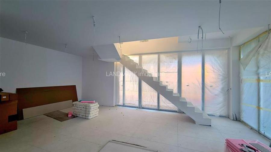 Cladire comerciala 563 mp utili, pozitie excelenta la bulevard - 5