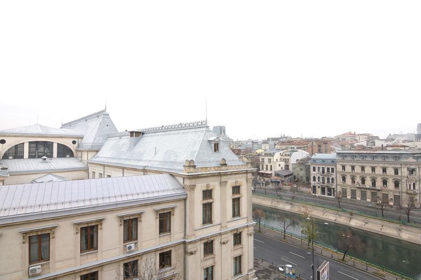 Unirii vis-à-vis de Centrul Vechi: Standard Ridicat, Bloc 1990 și Acces Metrou - 8