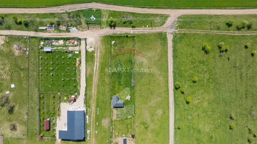Teren 1300 mp | Sanpetru | zona Livada - 10
