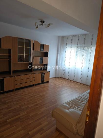 Apartament cu 2 camere decomandat.  - 2