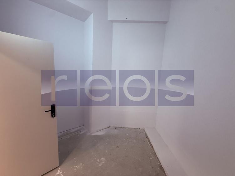 Spatiu comercial 220 mp cu curte si terasa, Sector 1 - 11