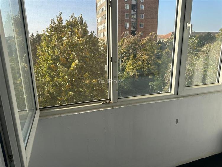 Decomandat cu Centrala Centru Gh Lazar - 4