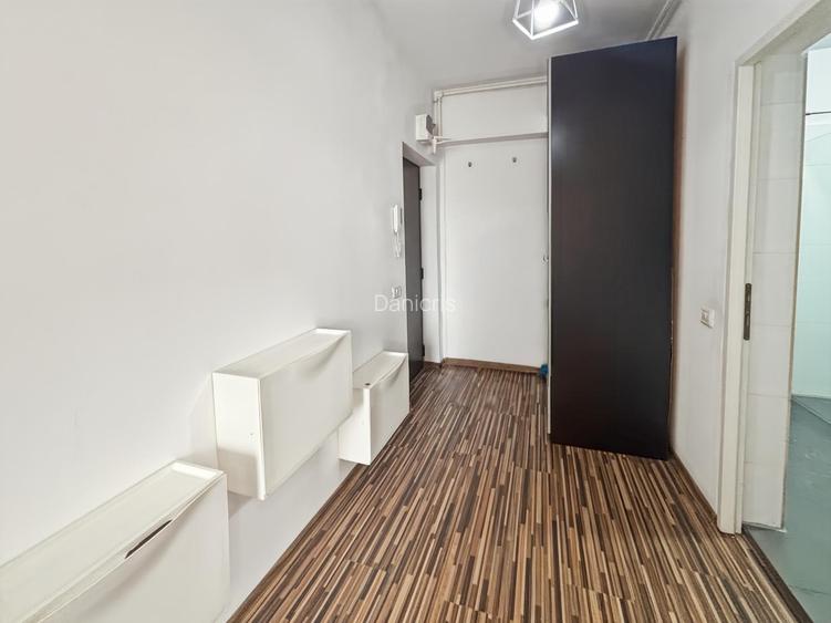 Studio compartimentat în 2 camere | Zona Campus | IComision 0 - 7