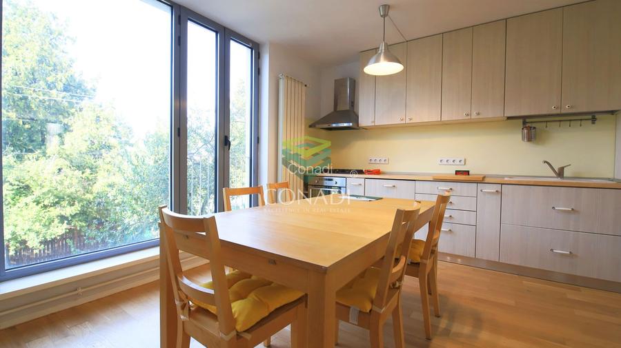 Duplex - Proiect castigator al "Anualei de Arhitectura" - 3 camere - 10