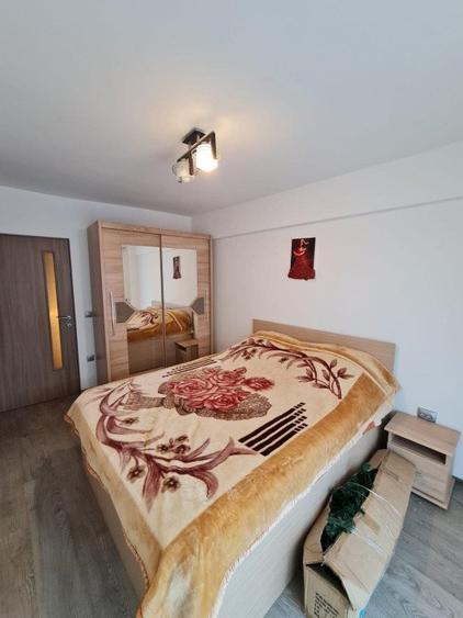 Apartament mobilat si utilat, 4 camere, garaj si parcare, la 5 minute de Vivo