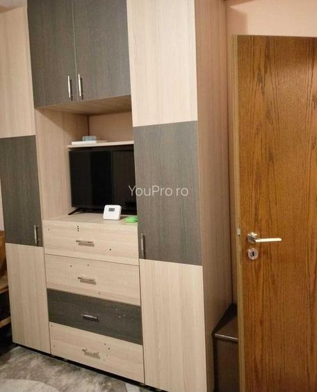 Giroc 2 Camere / Semidecomandat / Etaj 2 - 5
