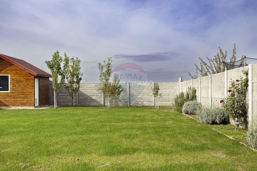 Casă de închiriat în cartierul Athena, zona 6 Vânători - 26