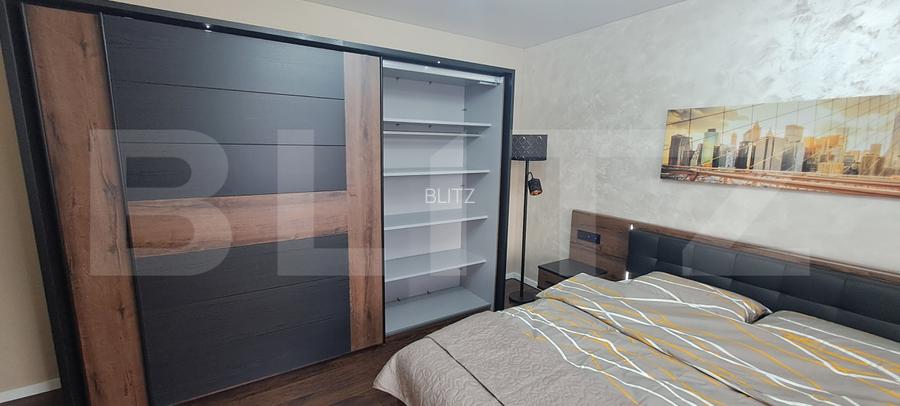 Apartament cu 3 camere, etaj 1/4, zona Sportului, cu parcare  - 12