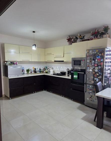 Casa 3 camere P+1 CETATE Alba Micesti Terasa 500 mp. Teren Asfalt Utilitati - 8