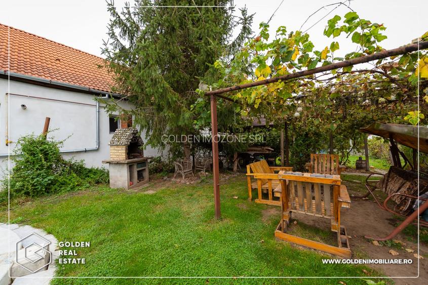 Casa, Peciu Nou, 267 mp utili, 3450 mp teren, panouri fotovoltaice, comision 0% - 15