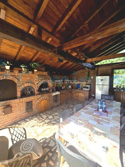 Casa pretabila pentru pensiune sau locuit,ideala pentru familii,Sanmartin, Bihor - 2