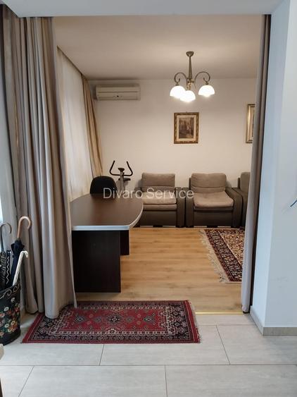 Vanzare proprietate cu doua case si intrari separate curte Giulesti - 6